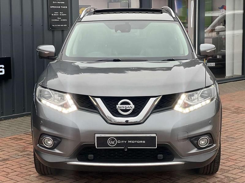 Used Nissan X-Trail Tekna 130 HP (95 kW) 2016 Grey SUV