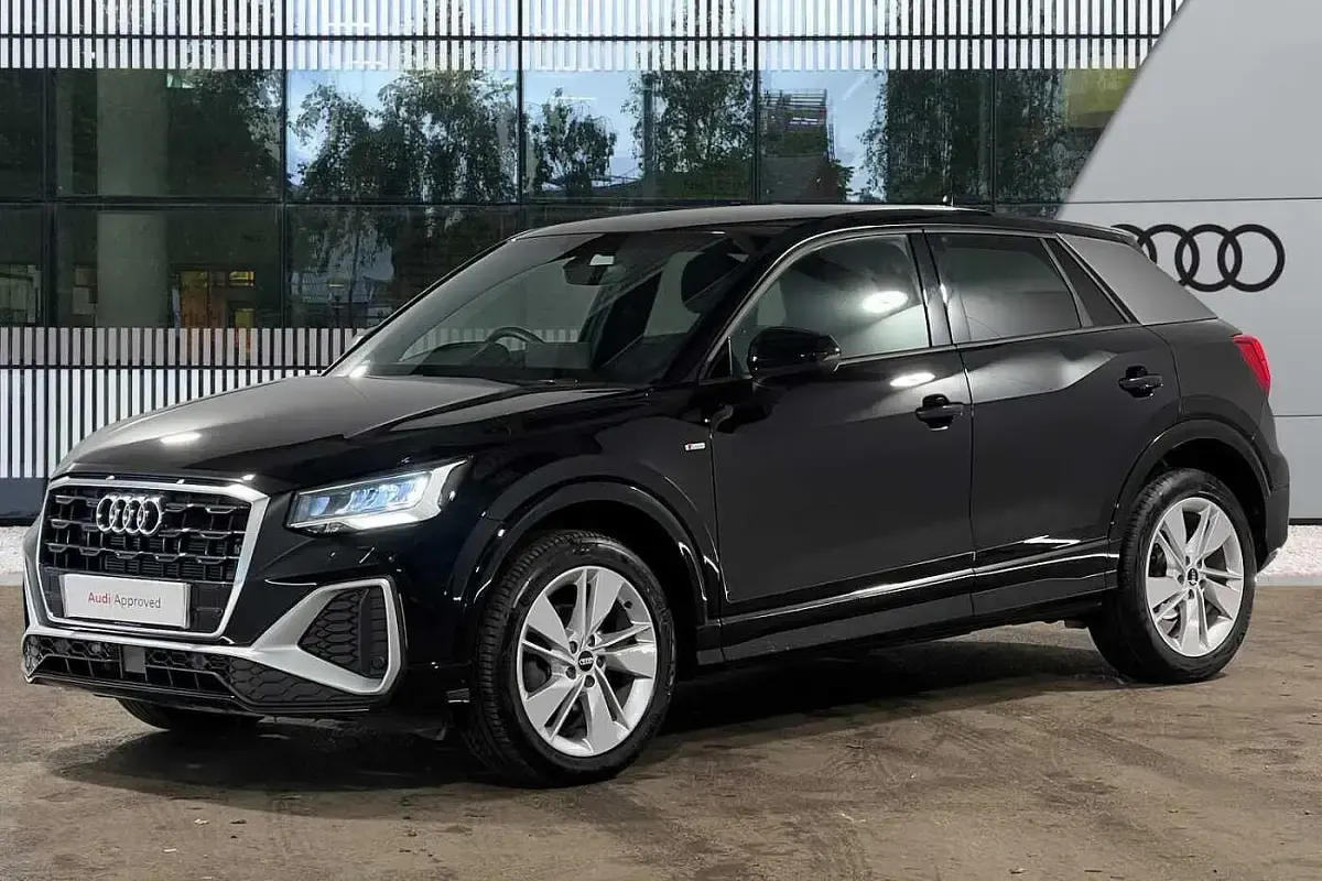 Used Audi Q2 S-Line 150 HP (110 kW) 2023 Black SUV