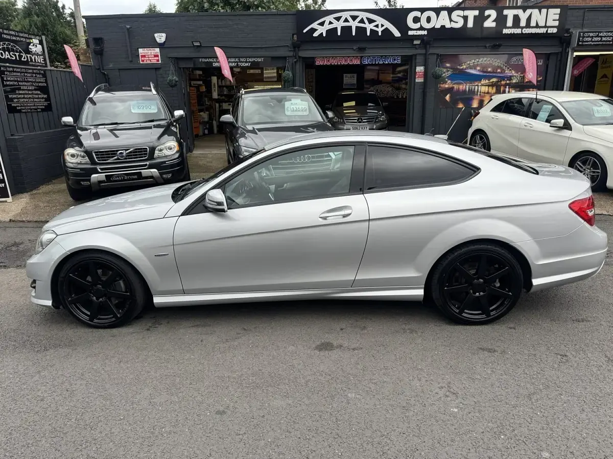 Used Mercedes C220 Sport Edition 170 HP (125 kW) 2011 Silver Coupe