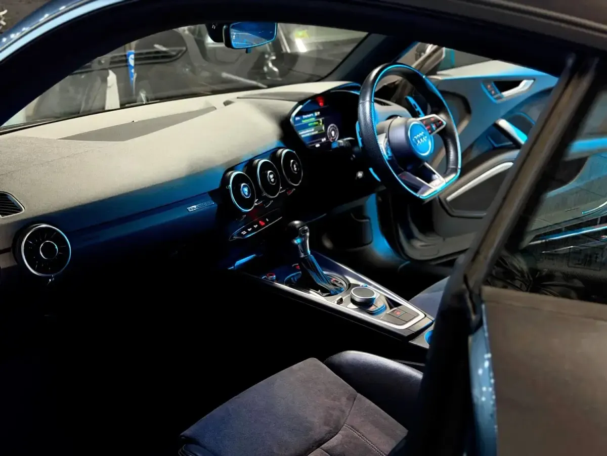 Begagnad Audi TT S-Line 2016 Grå Sportkupé