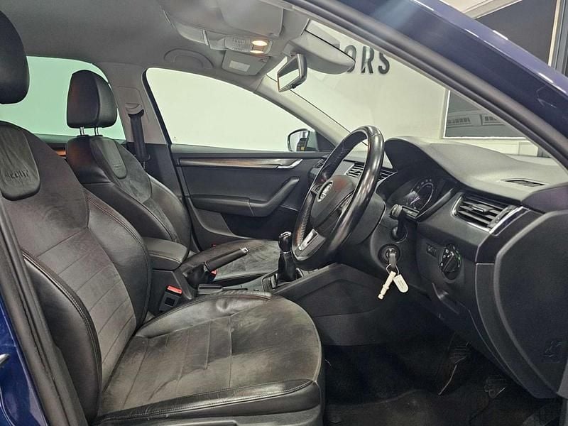 Used Skoda Octavia Scout Scout 4x4 2016 Blue Estate