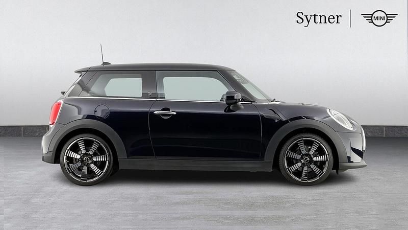 Used Mini Cooper Exclusive 134 HP (98 kW) 2023 Black Hatchback