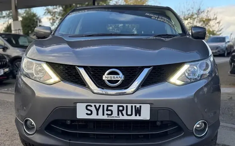 Used Nissan Qashqai N-TEC 110 HP (80 kW) 2015 Grey SUV