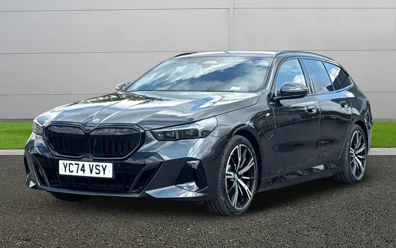 Usado BMW 530e M Sport 299 HP (219 kW) 2026 Carrinha