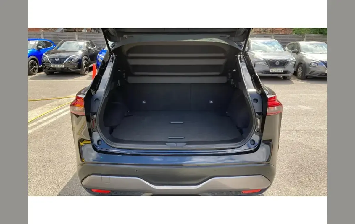 Used Nissan Qashqai N-Connecta 155 HP (114 kW) 2023 Black SUV