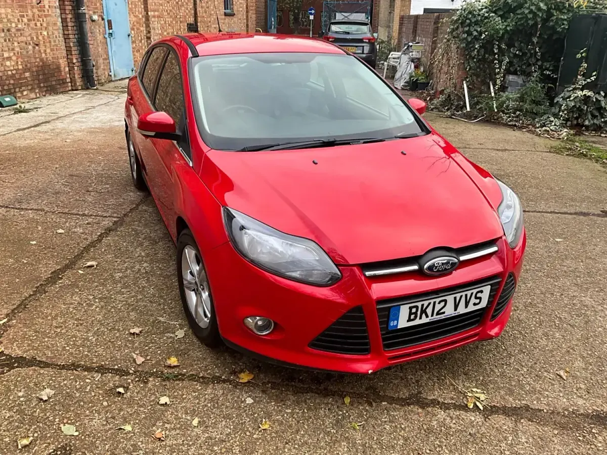 Used Ford Focus Zetec 2012 Red Hatchback