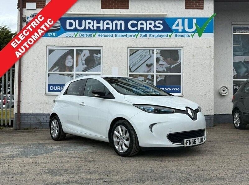White Used 2016 Renault Zoe Dynamique Hatchback | £5,999 (A bit pricey) - Image 1/4
