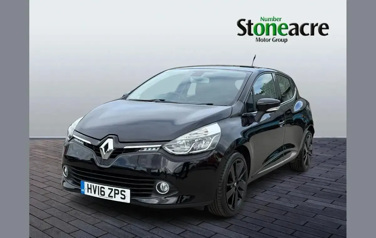 Used Renault Clio IV Dynamique 88 HP (64 kW) 2016 Black Hatchback