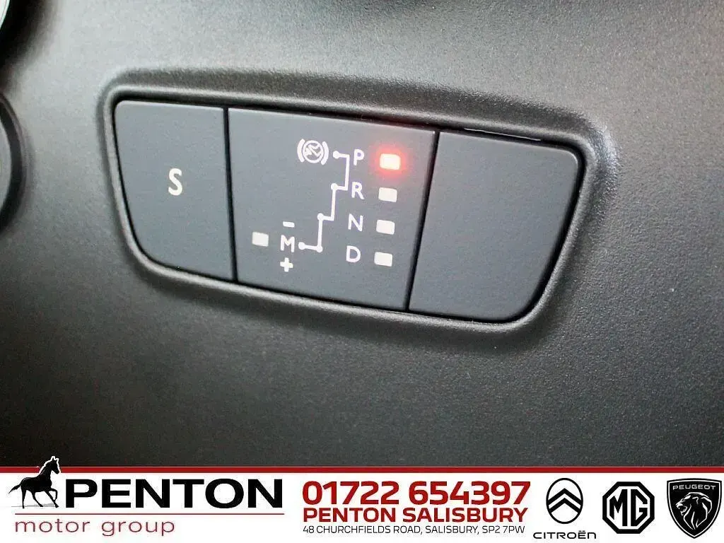 Used Citroën C3 Aircross PureTech 130 HP (95 kW) 2022 Black SUV