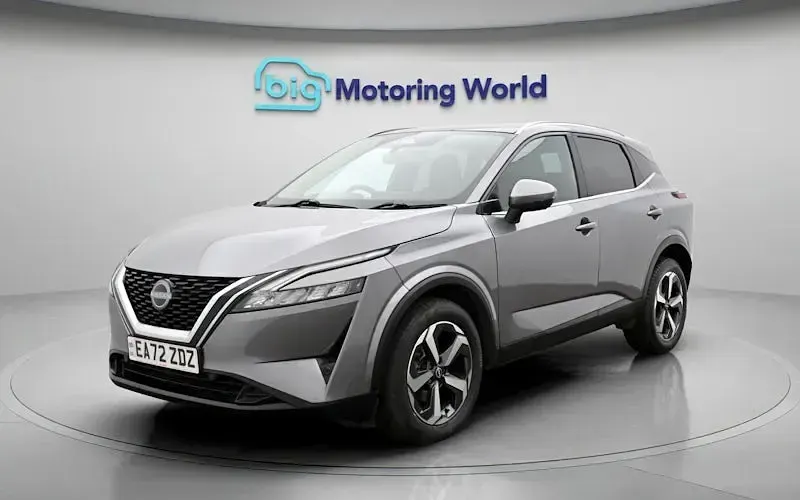Used Nissan Qashqai N-Connecta 140 HP (102 kW) 2023 Grey SUV