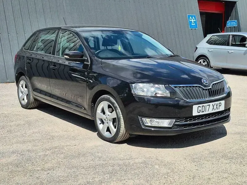 Used Skoda Rapid SE 90 HP (66 kW) 2017 Black Hatchback