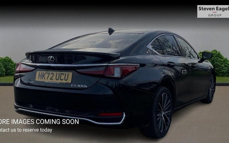 Used Lexus ES300H 218 HP (160 kW) 2021 Sedan