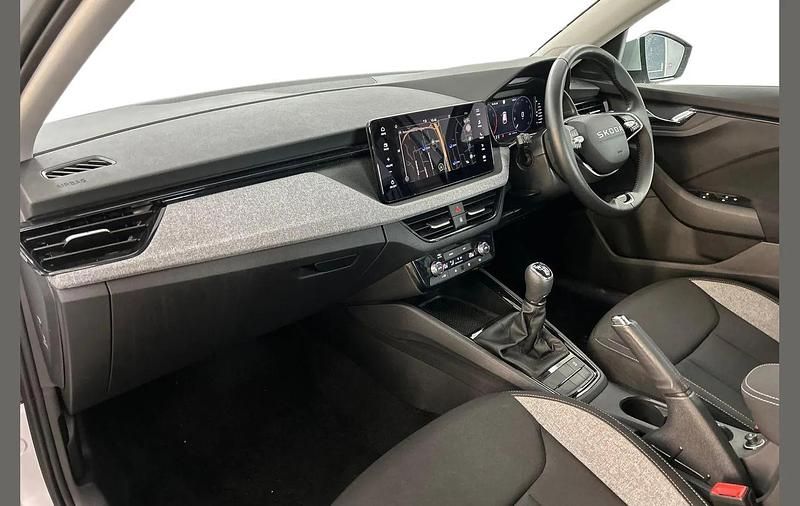 Used Skoda Scala SE 113 HP (83 kW) 2025 Brilliant silver metallic Hatchback