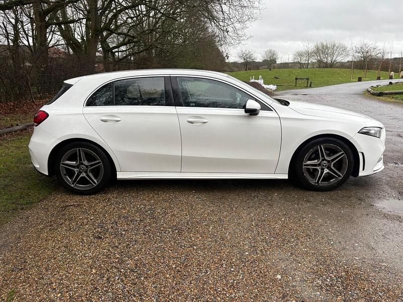 Used Mercedes A180 AMG line 116 HP (85 kW) 2018 White Hatchback