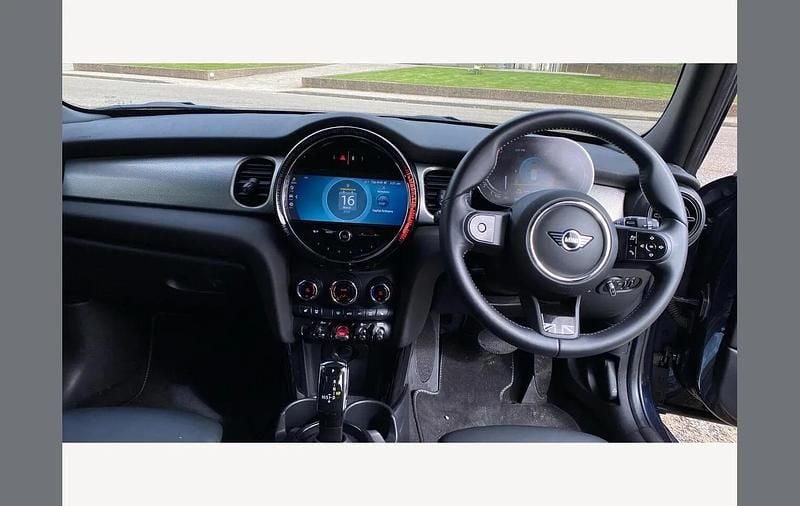 Used Mini Cooper Exclusive 136 HP (100 kW) 2023 Black Hatchback