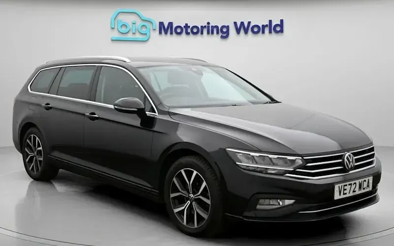 Used VW Passat SEL 150 HP (110 kW) 2023 Estate