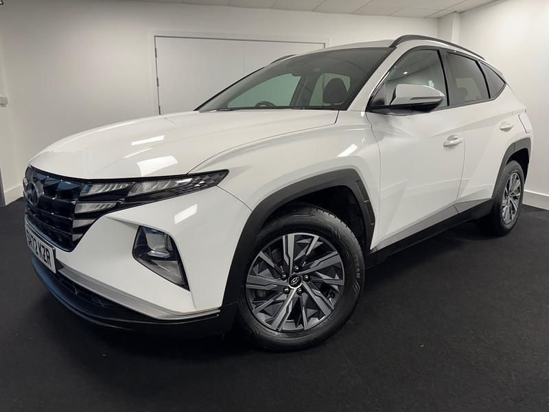 Used Hyundai Tucson SE 150 HP (110 kW) 2022 White SUV
