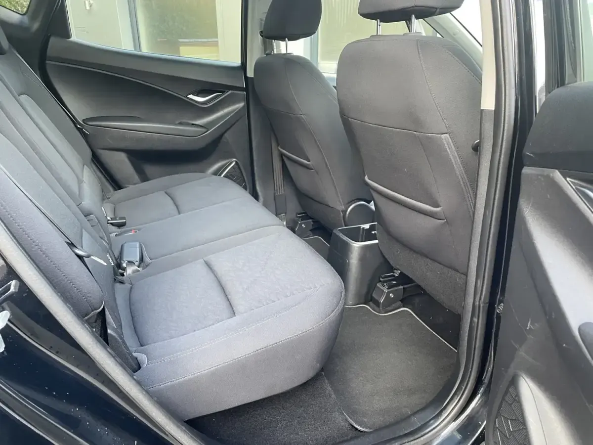 Usado Hyundai ix20 Style 90 CV (66 kW) 2012 Negro Utilitario