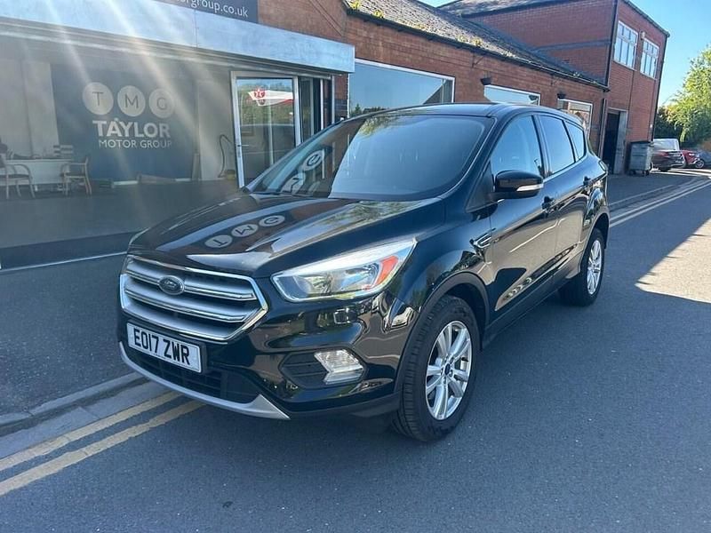 Used Ford Kuga Zetec 120 HP (88 kW) 2017 Black SUV