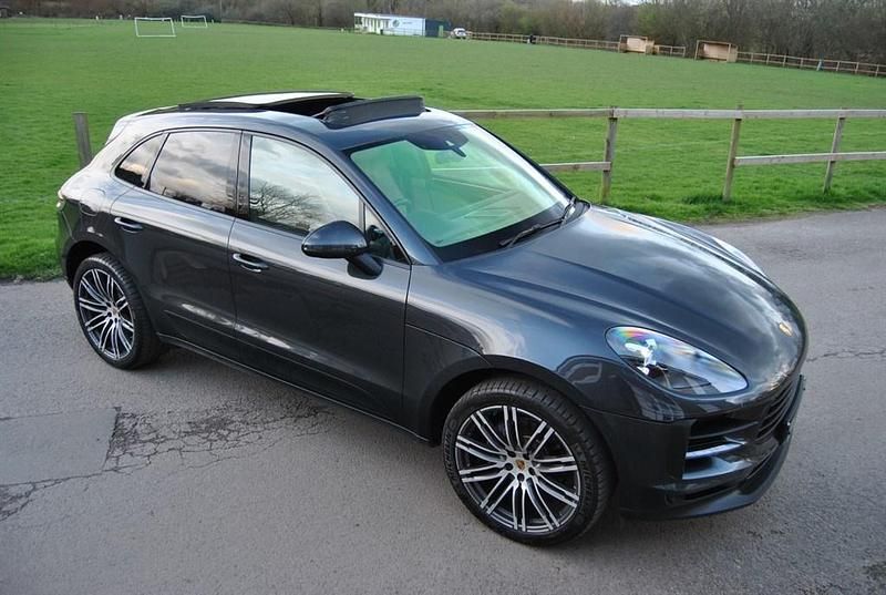 Used Porsche Macan 245 HP (180 kW) 2018 Volcano grey SUV