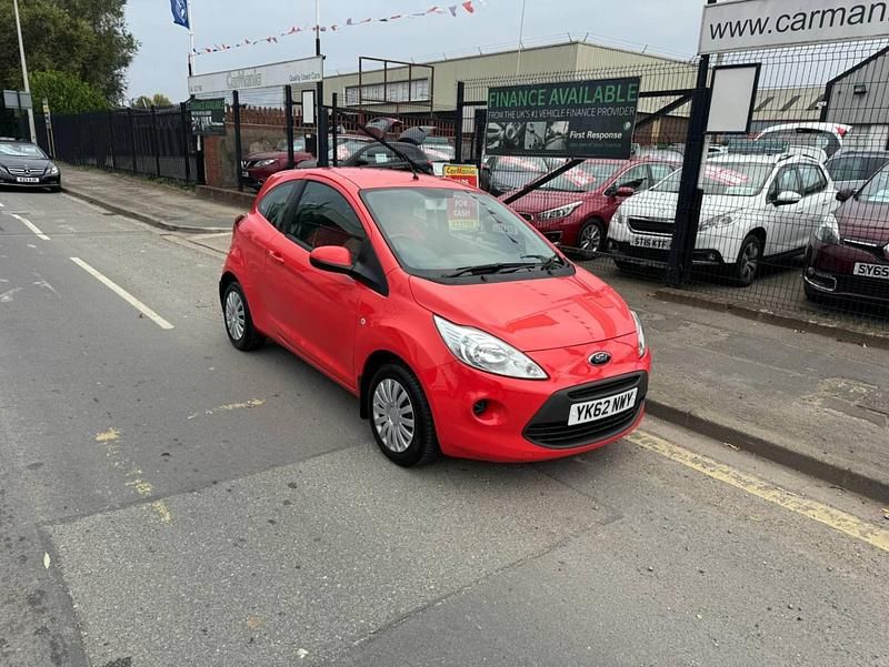 Used Ford Ka 69 HP (50 kW) 2012 Red Hatchback