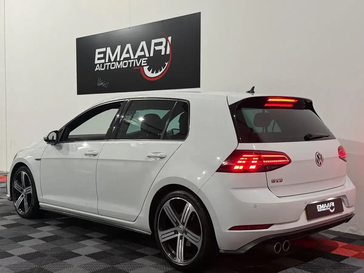Used VW Golf VII GTD 2018 White Hatchback