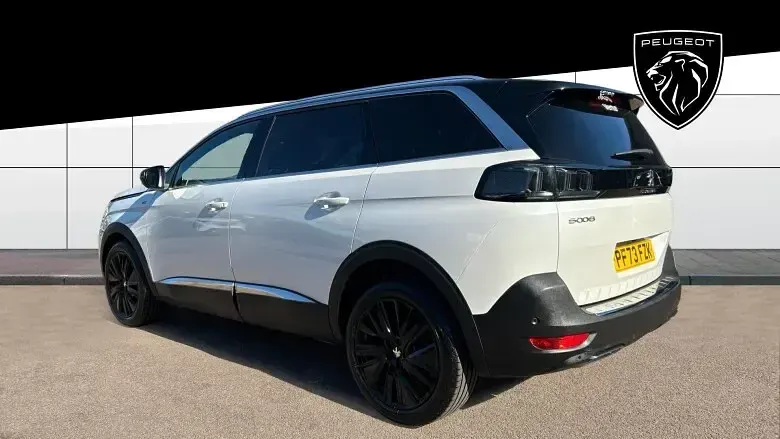 Second-hand Peugeot 5008 GTi 131 CP (96 kW) 2023 Alb SUV