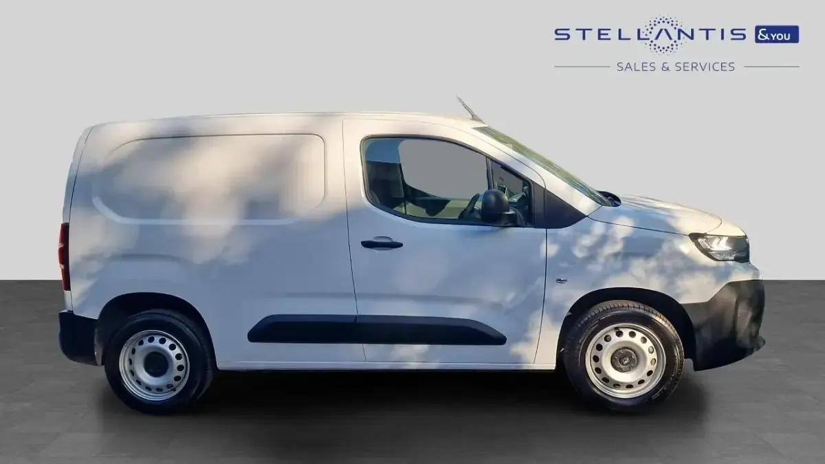 Begagnad Peugeot Partner S 101 HK (74 kW) 2025 Vit Minibuss