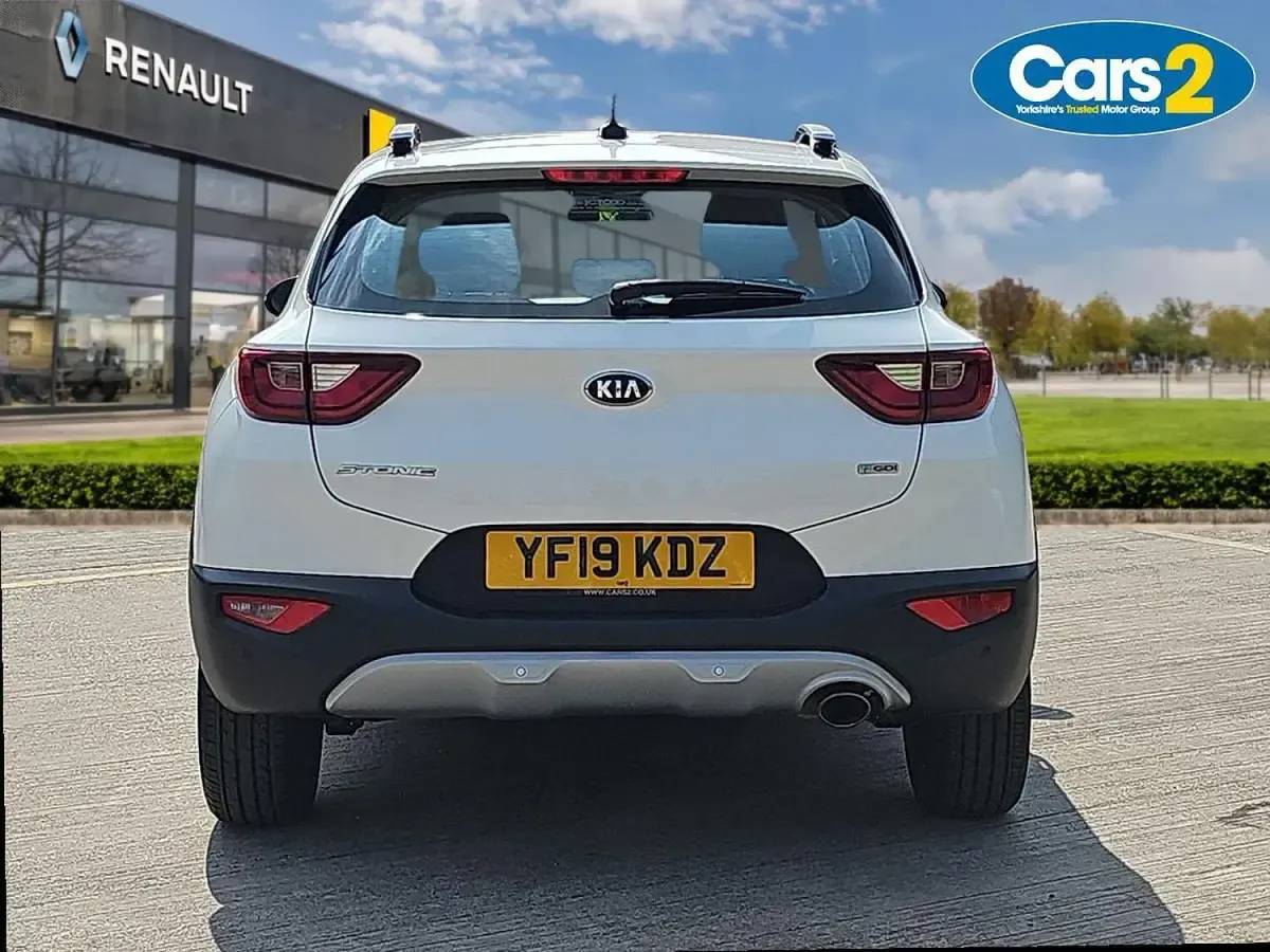 Used Kia Stonic 2019 White SUV