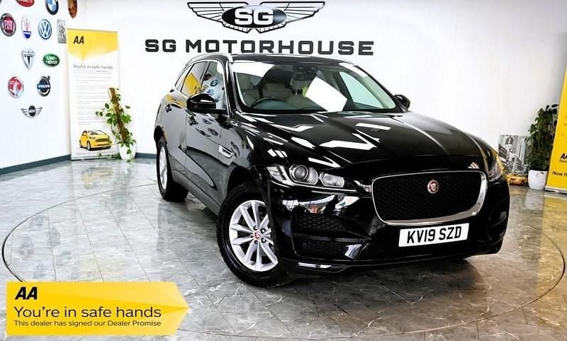 Second-hand Jaguar F-Pace Prestige 180 CP (132 kW) 2019 Negru SUV
