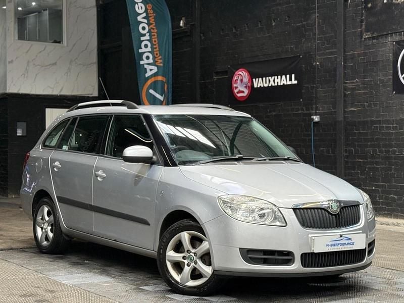 Silver Used 2008 Skoda Fabia Drive Hatchback | £1,099 (Fair price) - Image 1/4