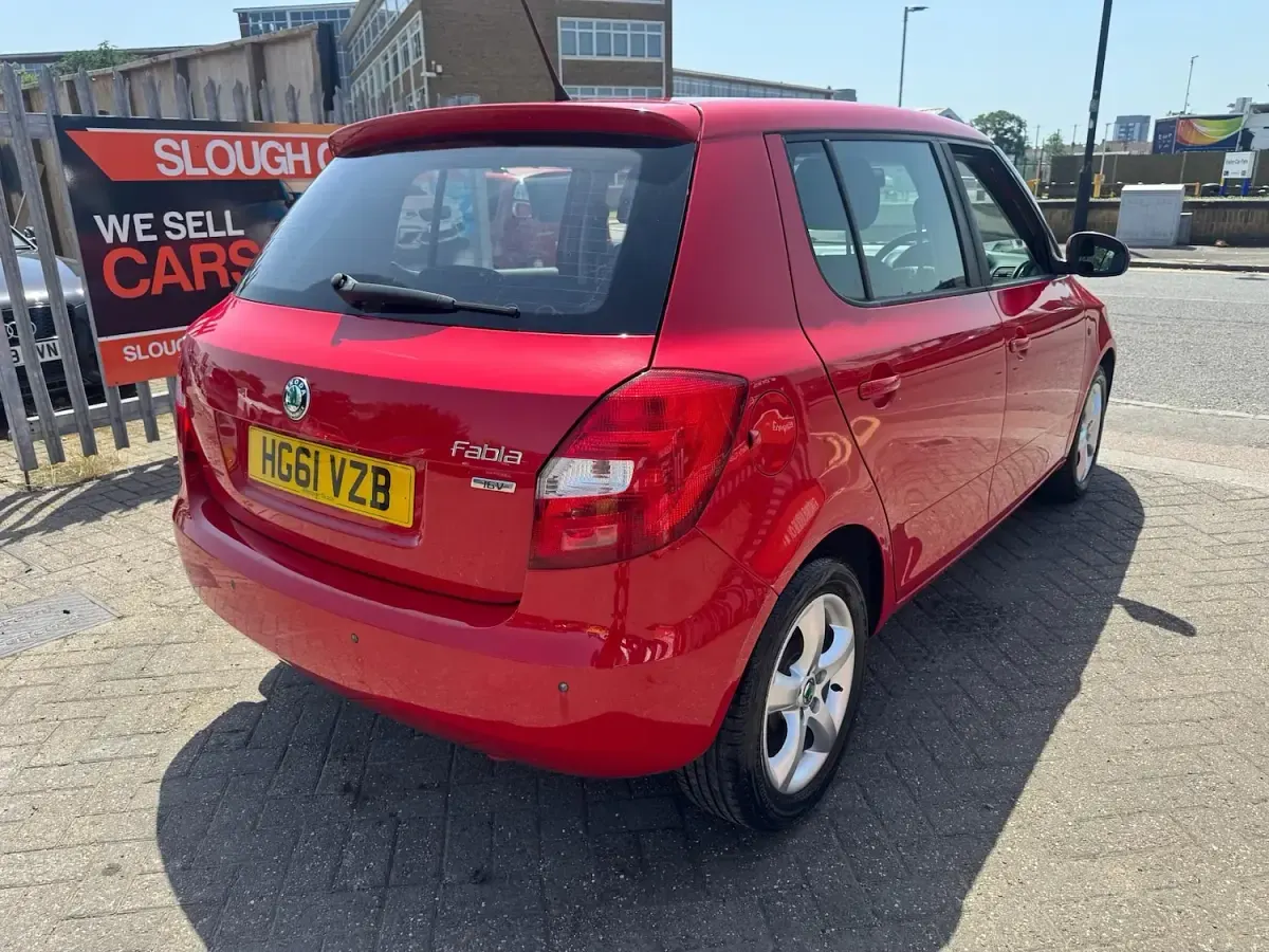 Used Skoda Fabia SE 86 HP (63 kW) 2012 Red Hatchback