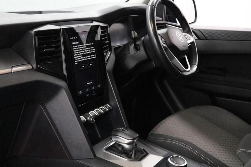 Used VW Amarok Life 205 HP (150 kW) 2024 Blue Pickup