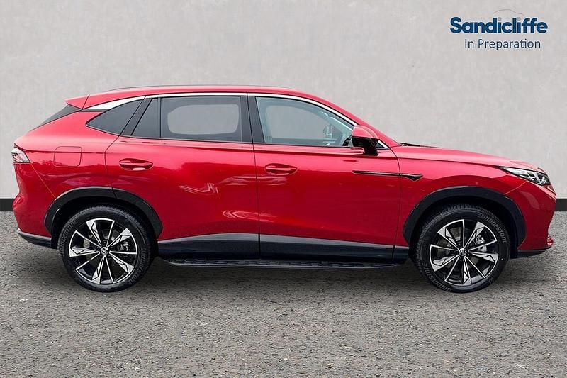 Usado MG HS Trophy 170 CV (125 kW) 2024 Rojo SUV