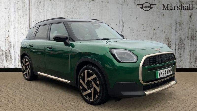 Green Used 2024 Mini Countryman Exclusive SUV | £29,990 (Fair price) - Image 1/4
