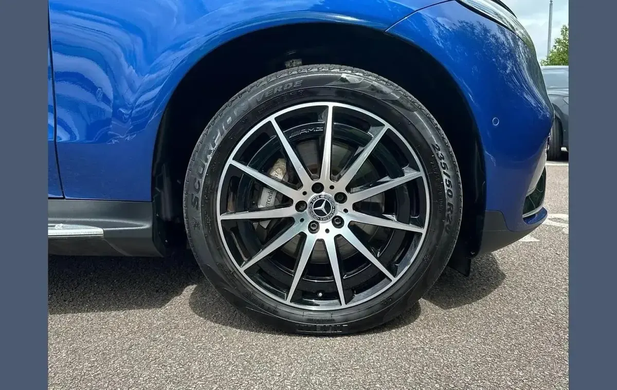Used Mercedes EQC400 AMG line 300 kW (408 HP) 2023 Blue SUV