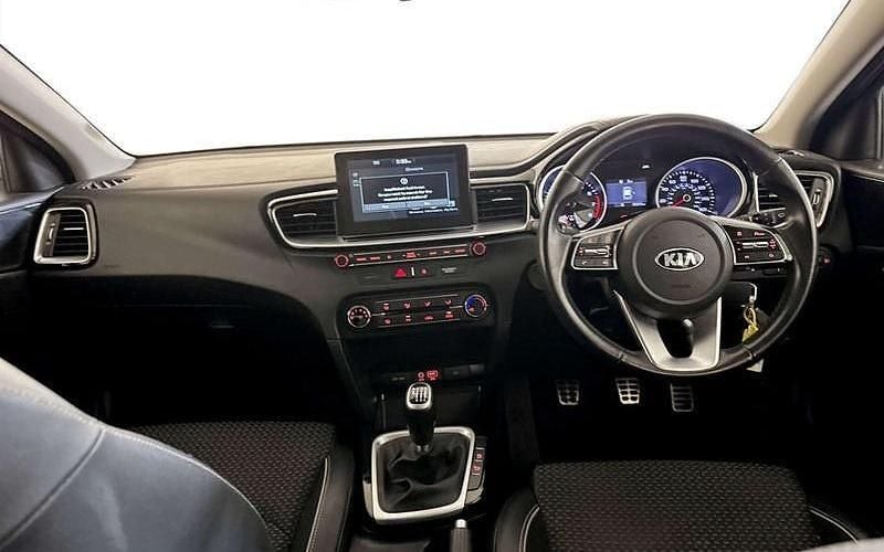 Used Kia Ceed 140 HP (102 kW) 2019 Hatchback