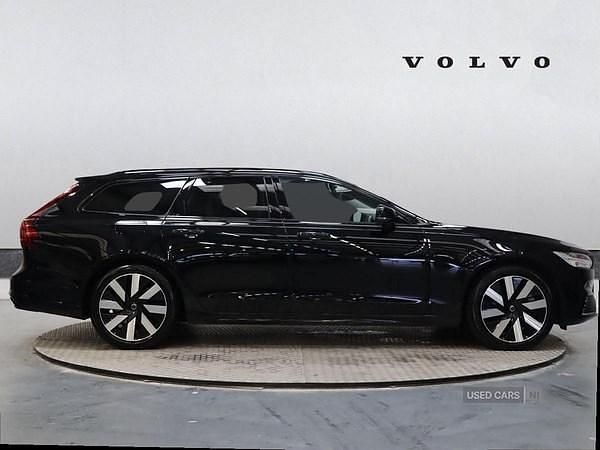 Used Volvo V90 Plus 345 HP (253 kW) 2024 Black Estate