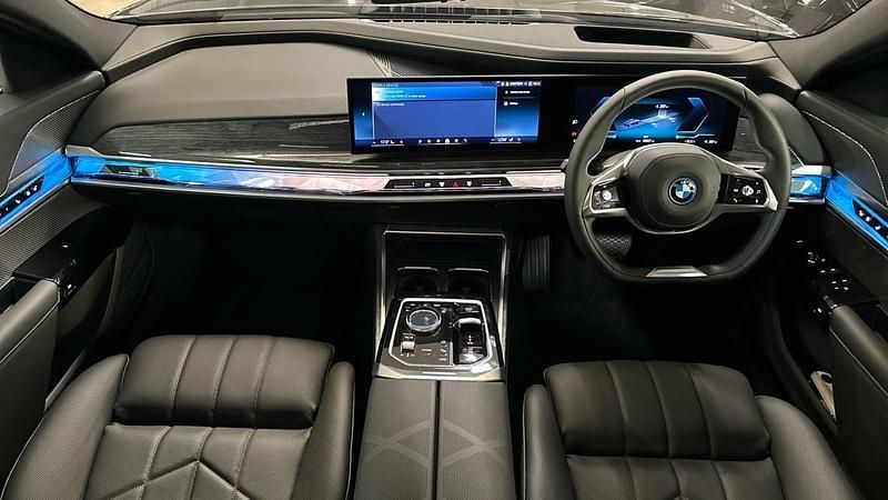 Used BMW i7 Comfort Edition 448 kW (610 HP) 2025 Grey Sedan