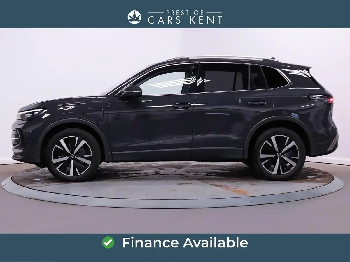 Used VW Tiguan Elegance 2024 Grey SUV