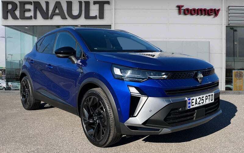 Blue New 2025 Renault Captur Esprit Alpine SUV | £25,790 (Super price) - Image 1/4