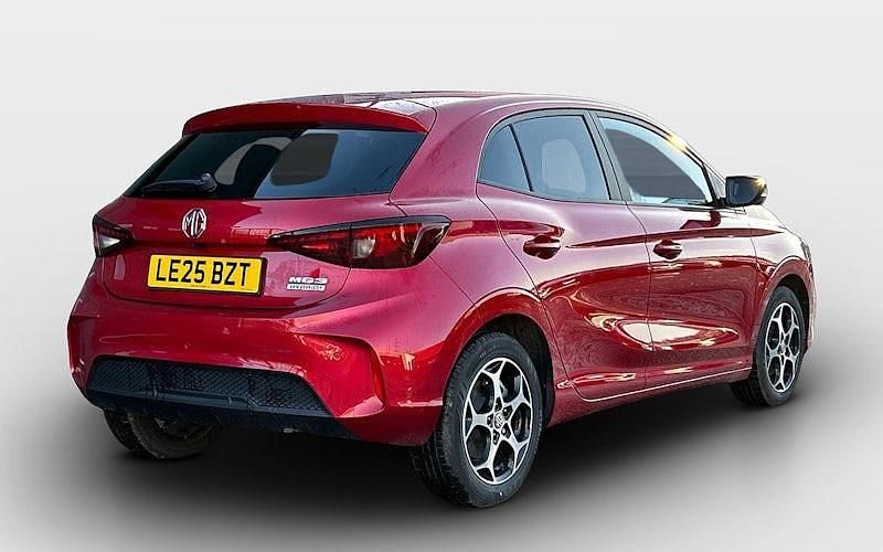 Used MG MG3 Trophy 194 HP (142 kW) 2025 Red Hatchback