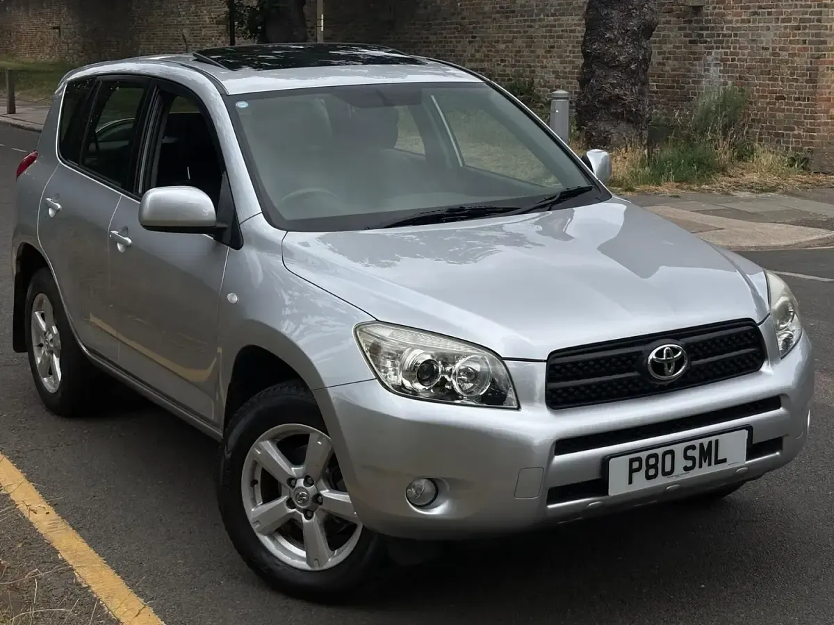 Used Toyota RAV4 2006 Silver SUV
