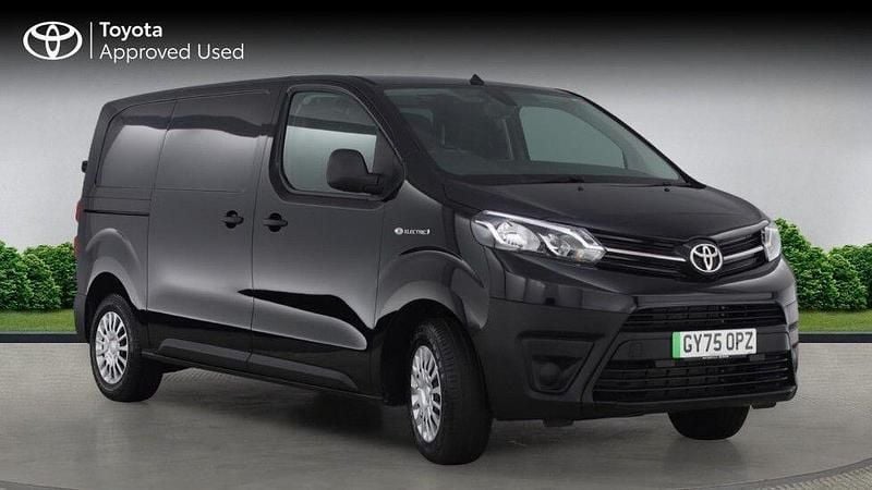 New Toyota Proace 100 kW (136 HP) 2025 Black MPV