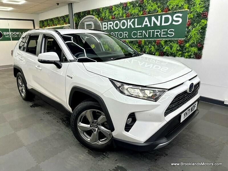 Used Toyota RAV4 Design 2021 White Estate