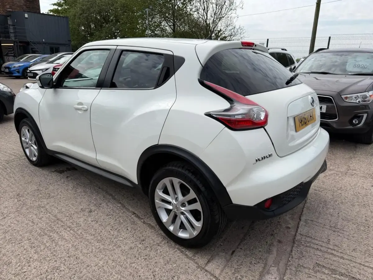 Begagnad Nissan Juke Acenta 2016 Vit SUV