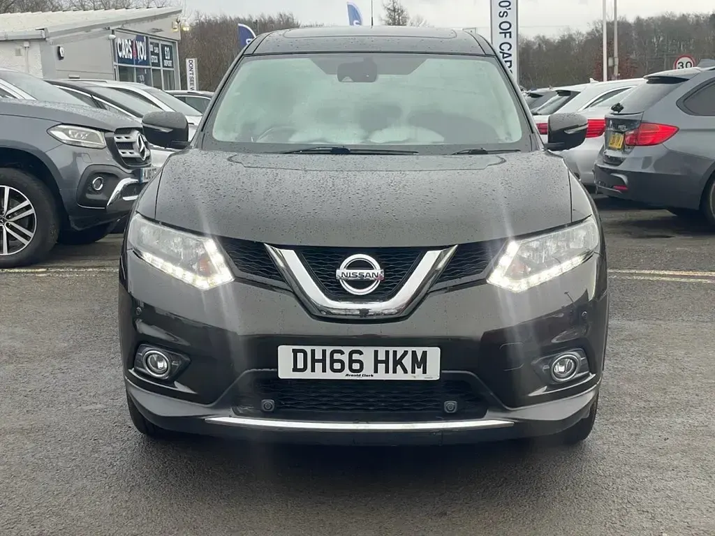 Używany Nissan X-Trail Acenta 130 KM (95 kW) 2017 Zielony SUV
