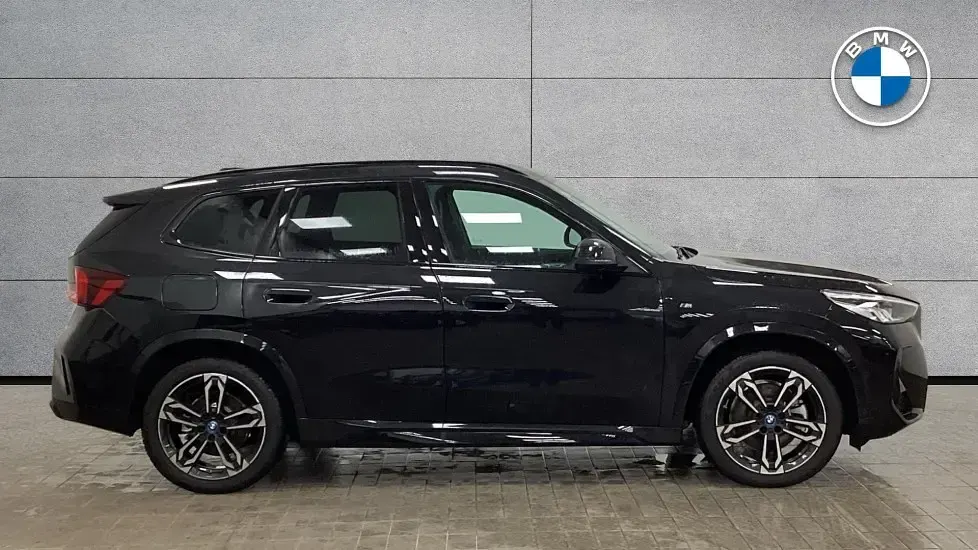 Używany BMW X1 M Sport 242 KM (177 kW) 2025 Czarny SUV