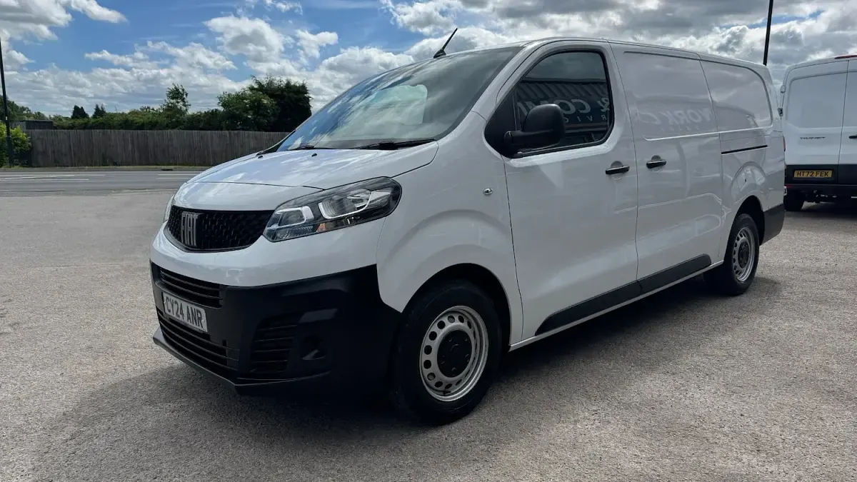 Used Fiat Scudo 142 HP (104 kW) 2024 White Van