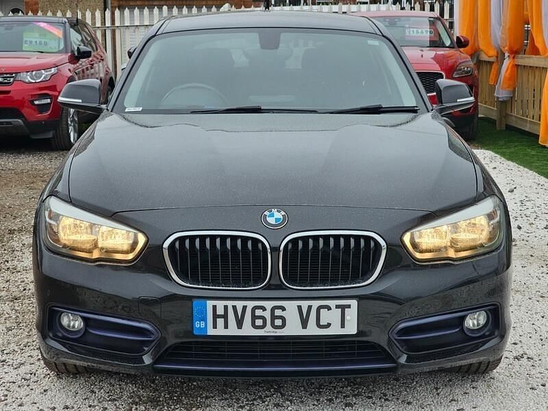 Used BMW 118 Sport Line 2016 Black Hatchback
